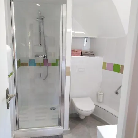 Апартаменты La Charmeraie Adorable Chaumiere Dans Un Ecrin De Verdure