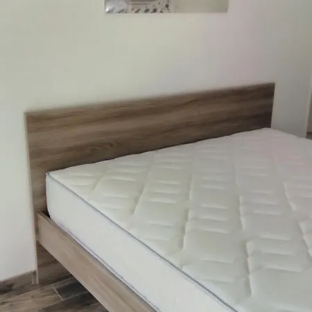 La Charmeraie Adorable Chaumiere Dans Un Ecrin De Verdure * Wimille